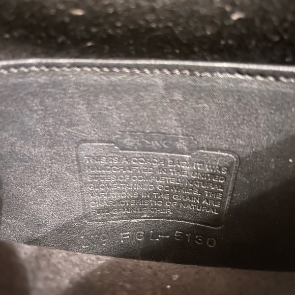 Coach Vintage Black Leather Station Purse - Picture 5 of 5